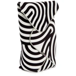 3 Legged Thing Swirls Wrapz Large