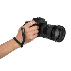 Artisan&Artist Black & Red Neck Strap Ring Type L900 x W20mm