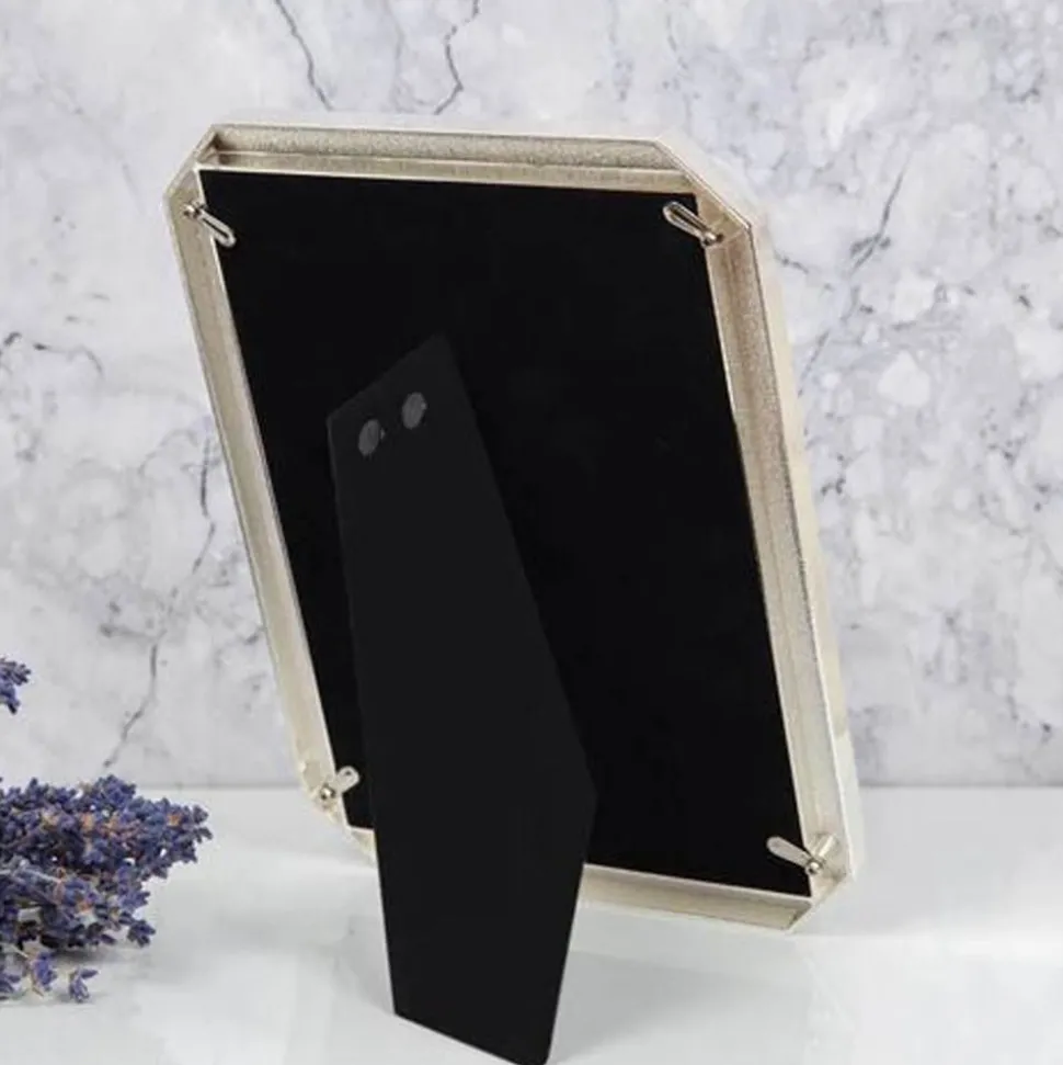 Elegance 4x6 Silver Plated Chamfer Edge Grey Epoxy Frame