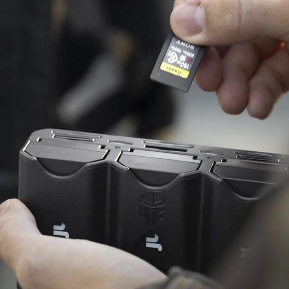 Jupio Pr1me Gear Tri-Charge Sony NP-FZ100 Battery Charger