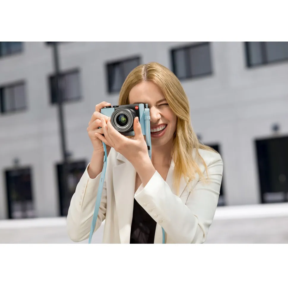 Leica Protector Q2 Blue