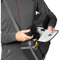 Lowepro Slingshot SL 250 Backpack (Black)