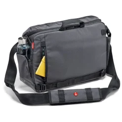 Manfrotto Lifestyle Manhattan Speedy 30 Messenger Bag for DSLR/Mirrorless Camera