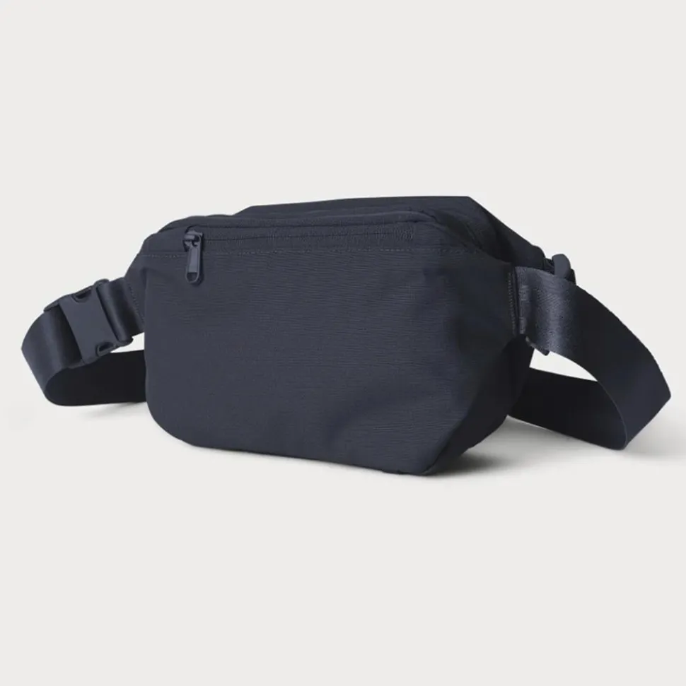 Moment Everything Sling 2L Navy