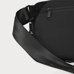 Moment Everything Sling 4L Black