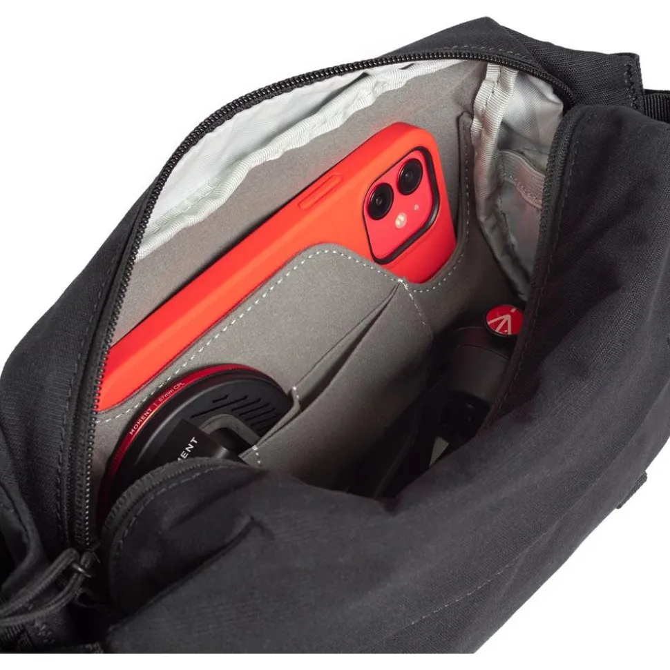 Moment Fanny Sling 2L Black