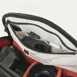 Moment Rugged Camera Sling 10L NorthPak Black