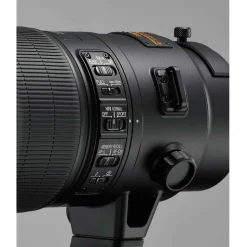 Nikon AF-S Nikkor 600mm f/4E FL ED VR Super Telephoto Lens