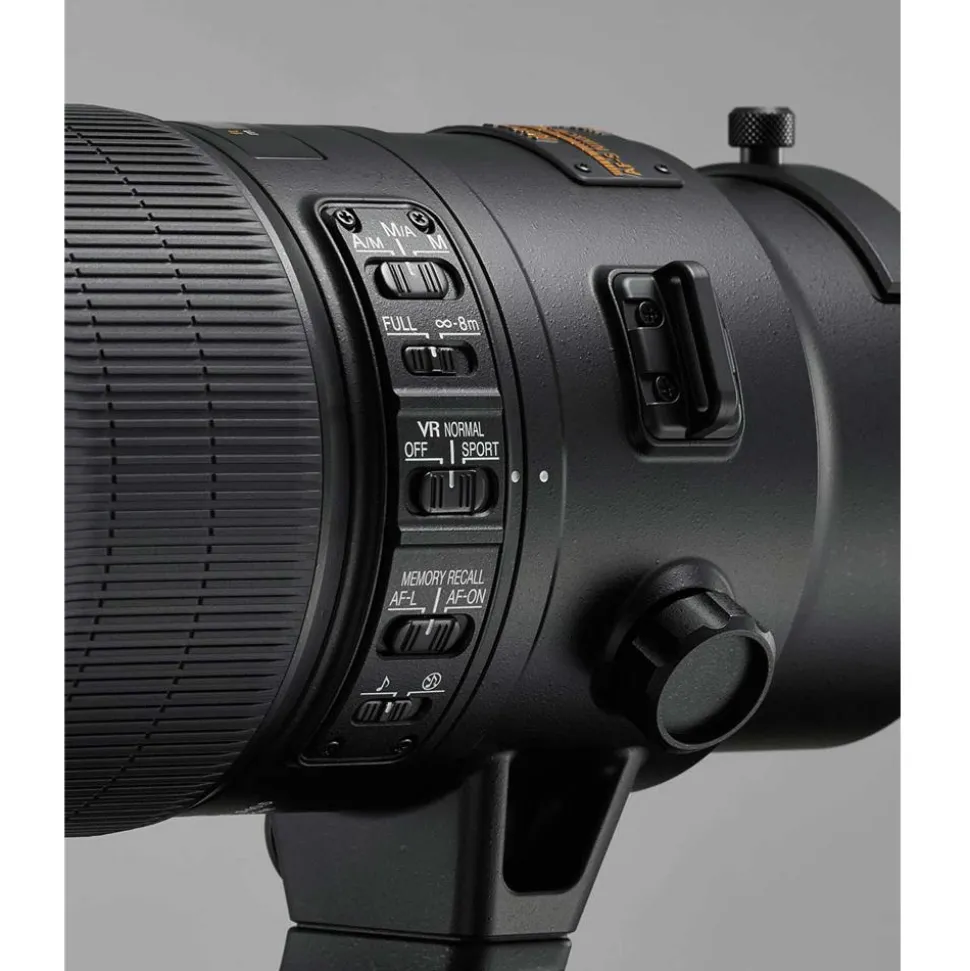 Nikon AF-S Nikkor 500mm f/4E FL ED VR Super Telephoto Lens