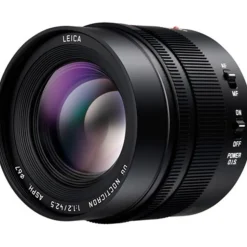 Panasonic LEICA DG NOCTICRON 42.5mm f/1.2 ASPH. POWER O.I.S lens