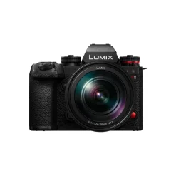 Panasonic Lumix S1R II Camera with S 24-105mm f/4 Macro Lens Kit