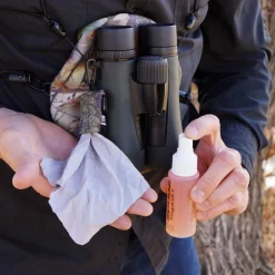 Spudz 10 x 10 Ultra Lens Cloth In Pouch w/FOGZOFF (Snow Sheds)