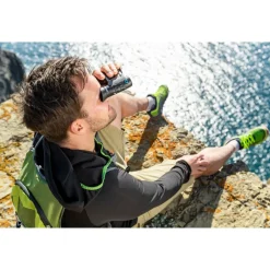 Steiner BluHorizons 8x22 Sunlight-Adaptive Binoculars