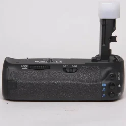Used Canon BG-E9 Battery Grip