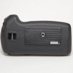 Used Canon BG-E11 Battery Grip