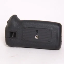 Used Canon BG-E20 Battery Grip