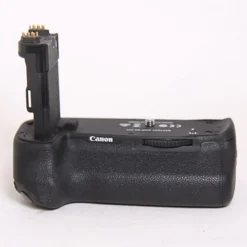 Used Canon BG-E21 Battery Grip