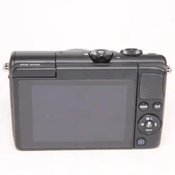 Used Canon EOS M100