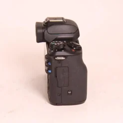 Used Canon EOS M50