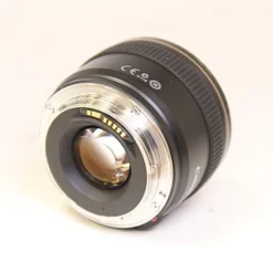 Used Canon 28mm f/1.8 USM EF Mount Lens