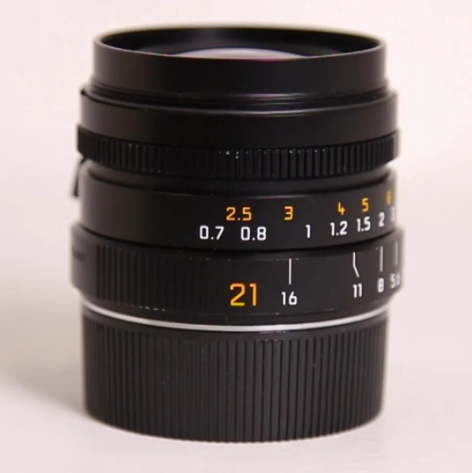 Used Leica 21mm Super-Elmar-M f/3.4 ASPH M Mount Lens