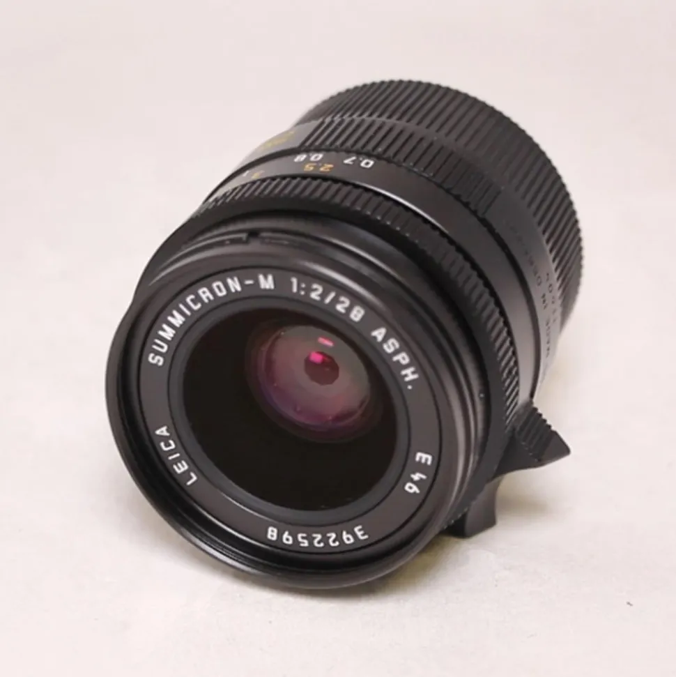 Used Leica Summicron-M 28mm F/2 ASPH M Mount Lens