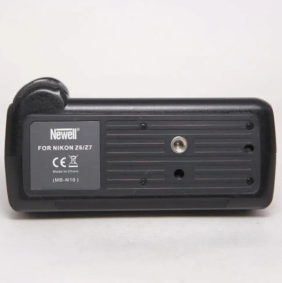 Used Newell MB-N10 Battery Grip for Nikon Z6 and Z7