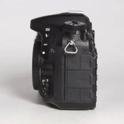 Used Nikon D7000