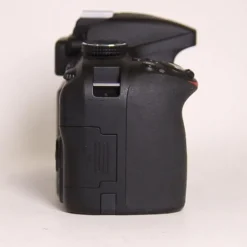 Used Nikon D3300
