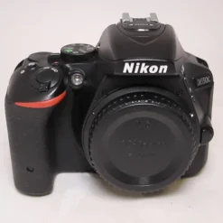 Used Nikon D5500