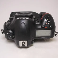 Used Nikon D4