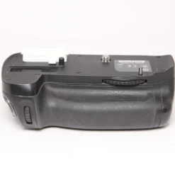 Used Nikon MB-D14 Battery Grip