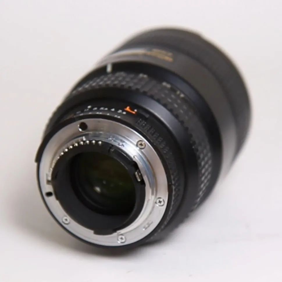 Used Nikon 17-35mm f/2.8D IF-ED F Mount Lens
