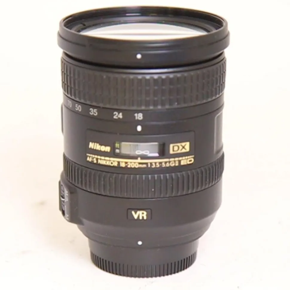 Used Nikon 18-200mm f/3.5-5.6G VR II F Mount Lens