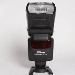 Used Nikon SB-700 Flash