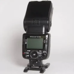 Used Nikon SB-700 Flash