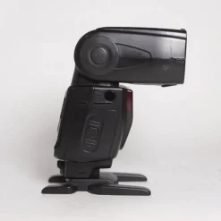 Used Nikon SB-700 Flash