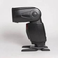 Used Nikon SB-700 Flash
