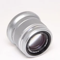 Used Olympus 45mm f/1.8 Micro Four Thirds Lens