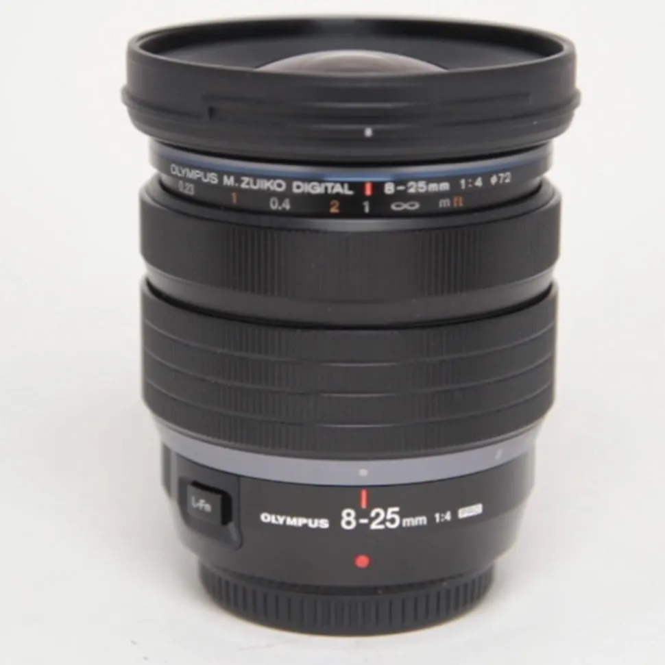 Used Olympus 8-25mm F/4 Pro Micro Four Thirds Lens