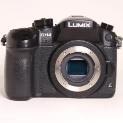 Used Panasonic GH4R