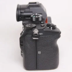 Used Sony A7R III
