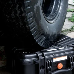 Vanguard Supreme 40D Hard Case with Divider Bag Insert