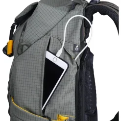 Vanguard VEO Active 53 Trekking Backpack for Pro DSLR With Grip Green