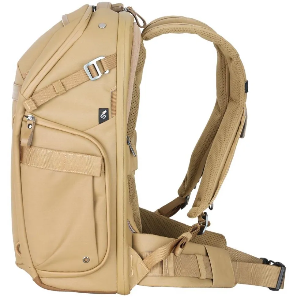 Vanguard VEO Metro B25L Backpack Beige