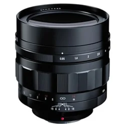 Voigtlander 60mm f/0.95 Nokton - MFT