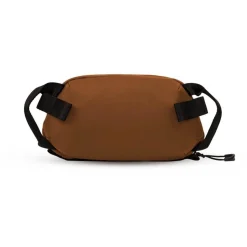 WANDRD Tech Bag Medium Sedona Orange