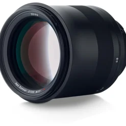 Zeiss Milvus 135mm f/2 APO Distagon T* ZE Lens Canon EF